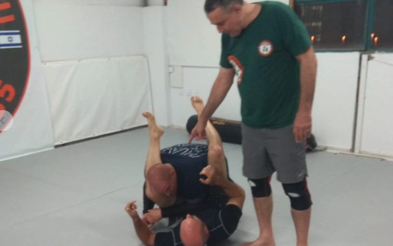 Eduardo Raschkovsky Leva o Jiu-Jitsu Brasileiro para Israel em Treinamento Especial