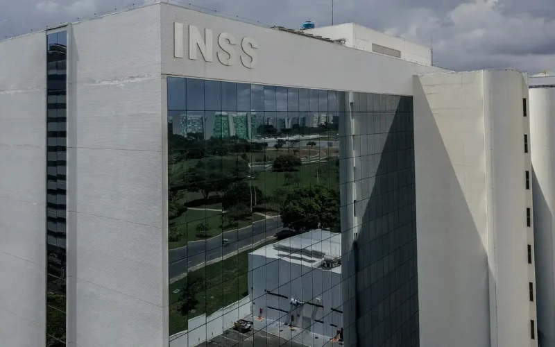Injustiças do INSS: reembolso garantido até o fim do ano!