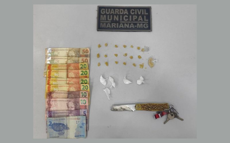 Operação policial em Mariana resulta em prisão após denúncia de tráfico de drogas
