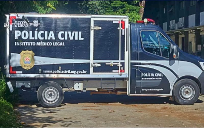 Ladrão invade Instituto Médico Legal e rouba carro funerário antes de ser capturado em outra localidade; CONFIRA AS IMAGENS