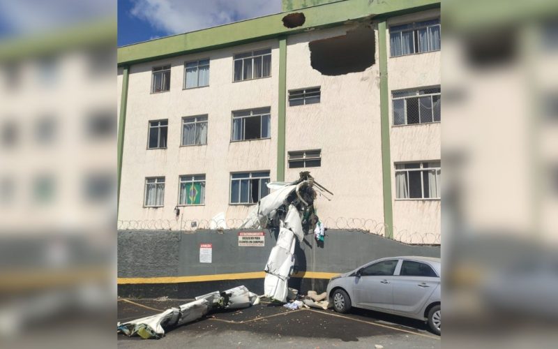 Avião com cinco ocupantes despenca e colide com edifício em Belo Horizonte; duas vítimas fatais registradas