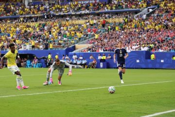Brasil triunfa sobre a Escócia com 3 a 0, assegurando o primeiro lugar do Grupo C e avançando na Copa