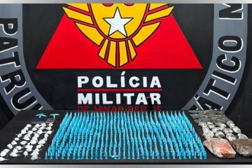 Operação da PM em Mariana resulta na apreensão de 741 pinos de cocaína, uma moto adulterada e munições; um detido.